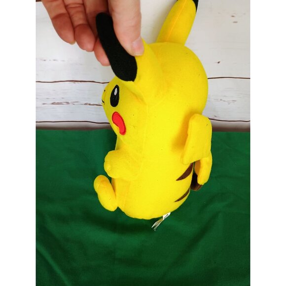 2015 Pikachu Pokemon Toy Factory Plush Stuffed Animal 8" - Picture 4 of 7